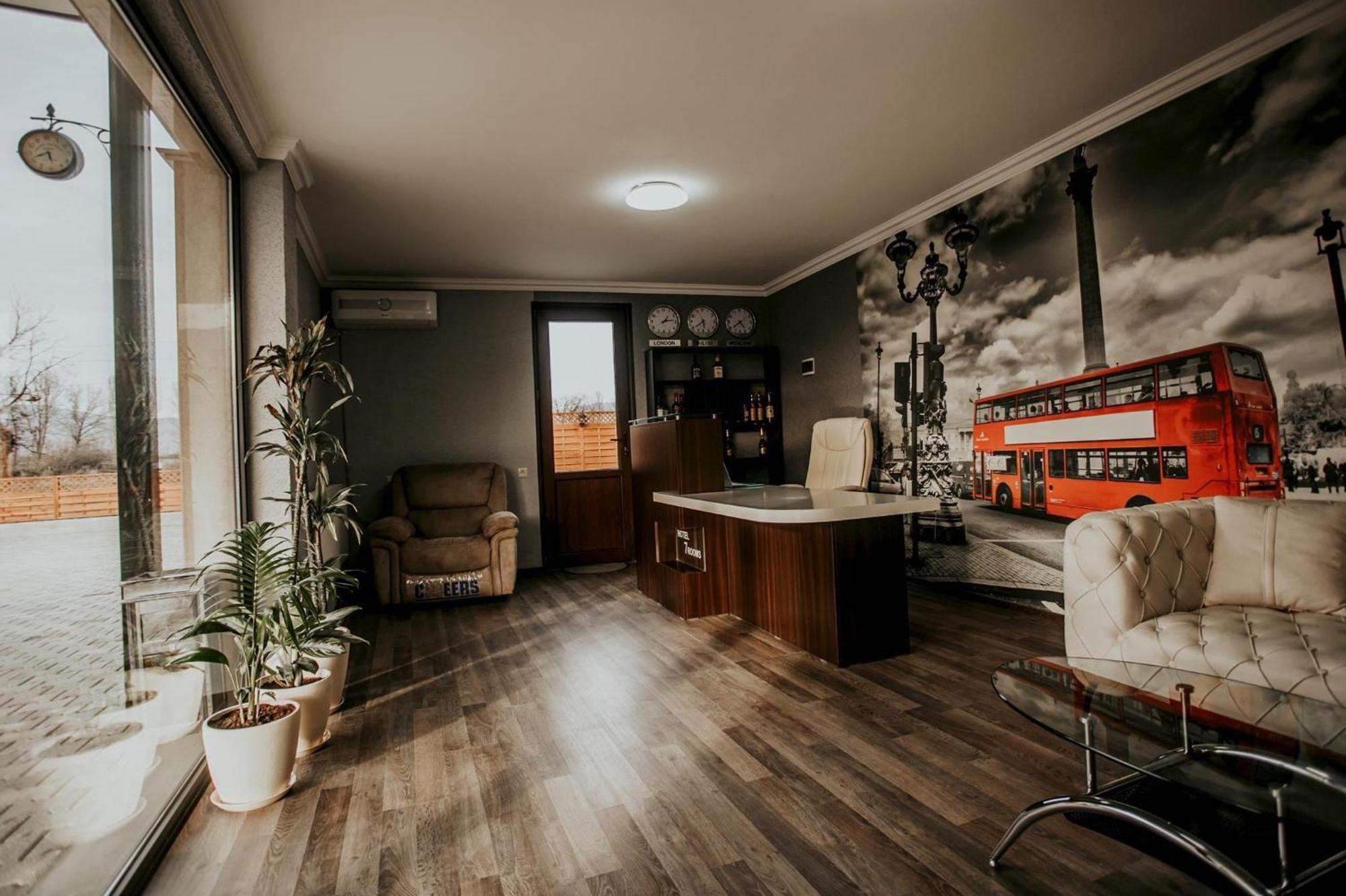 7 Rooms Hotel Tserovani Extérieur photo