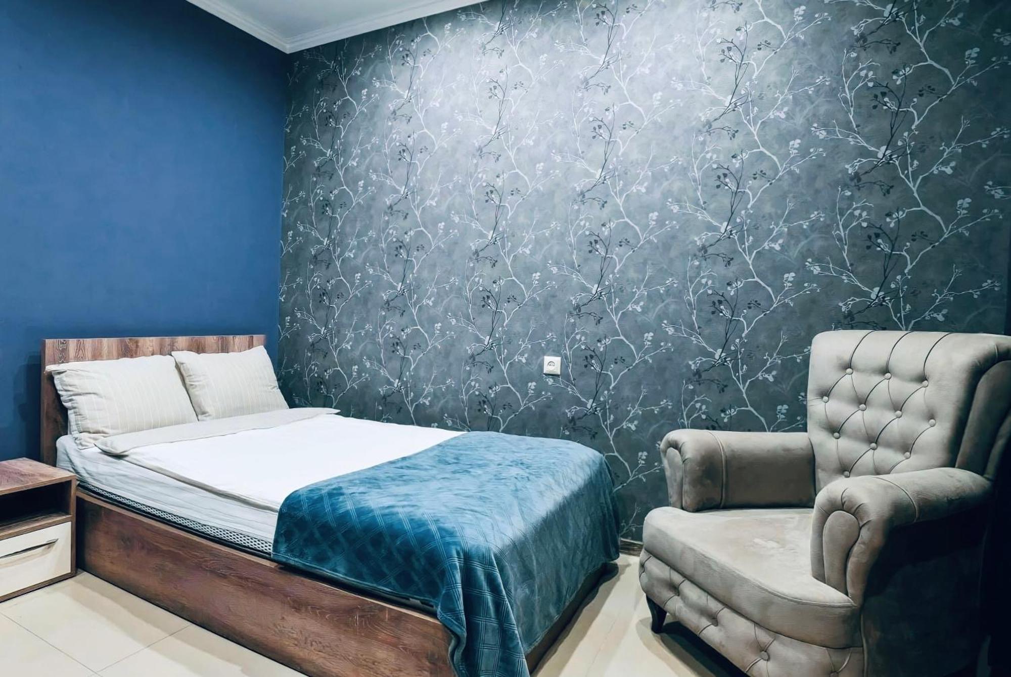7 Rooms Hotel Tserovani Extérieur photo