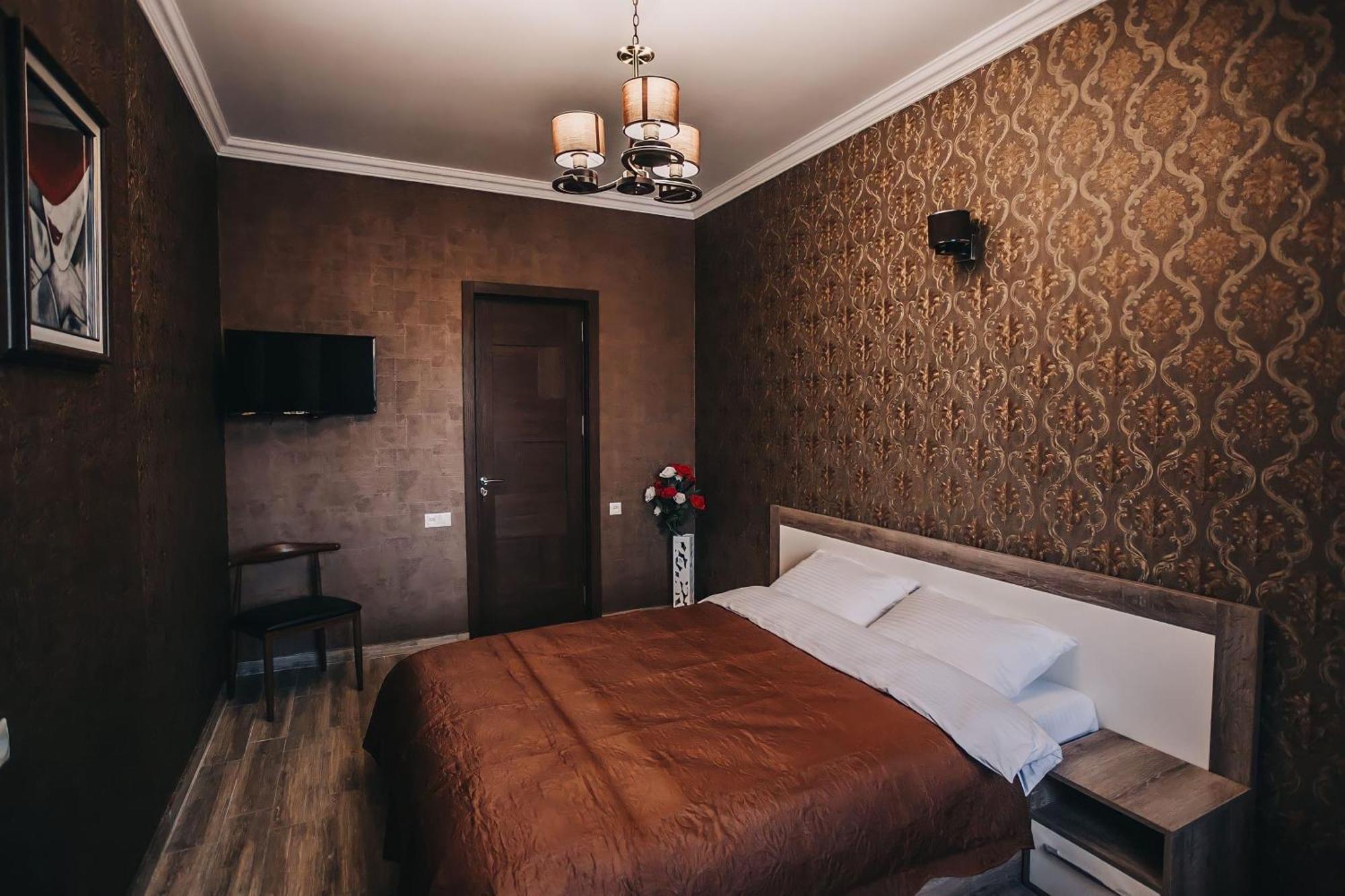 7 Rooms Hotel Tserovani Extérieur photo