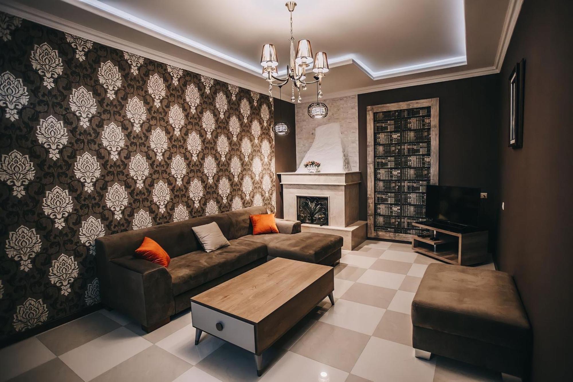 7 Rooms Hotel Tserovani Extérieur photo